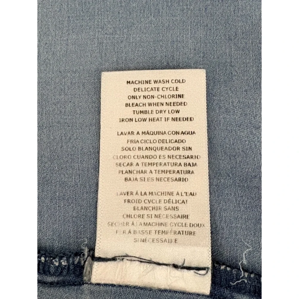 Kut from the Kloth Linda Denim Button-Up Shirt, Soft & Cozy, Size M - Picture 6 of 6